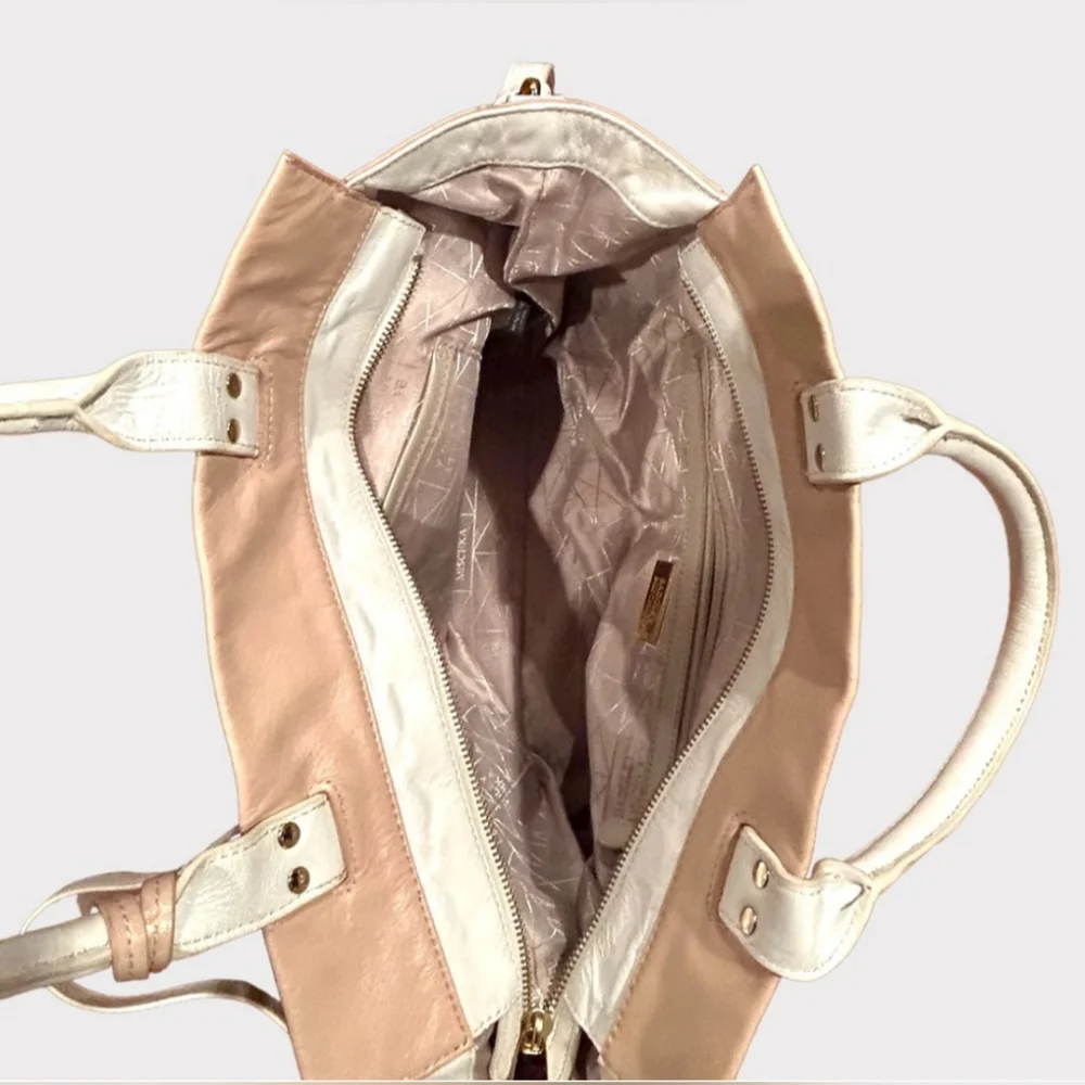 Badgley Mischka pink two- toned handbag - Picture 5 of 12